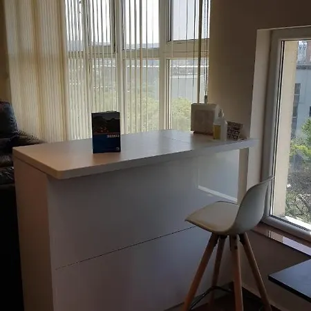 דירה The Penthouse וארנה